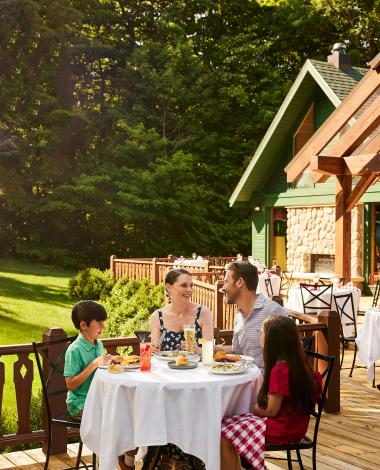 Woods Restaurant Mackinac Island