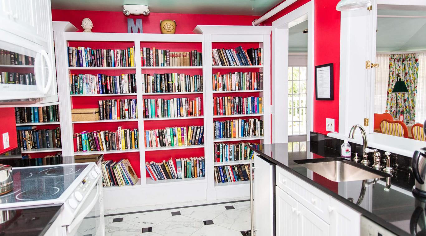 Bookshelves in the kitchen of Masco Cottage