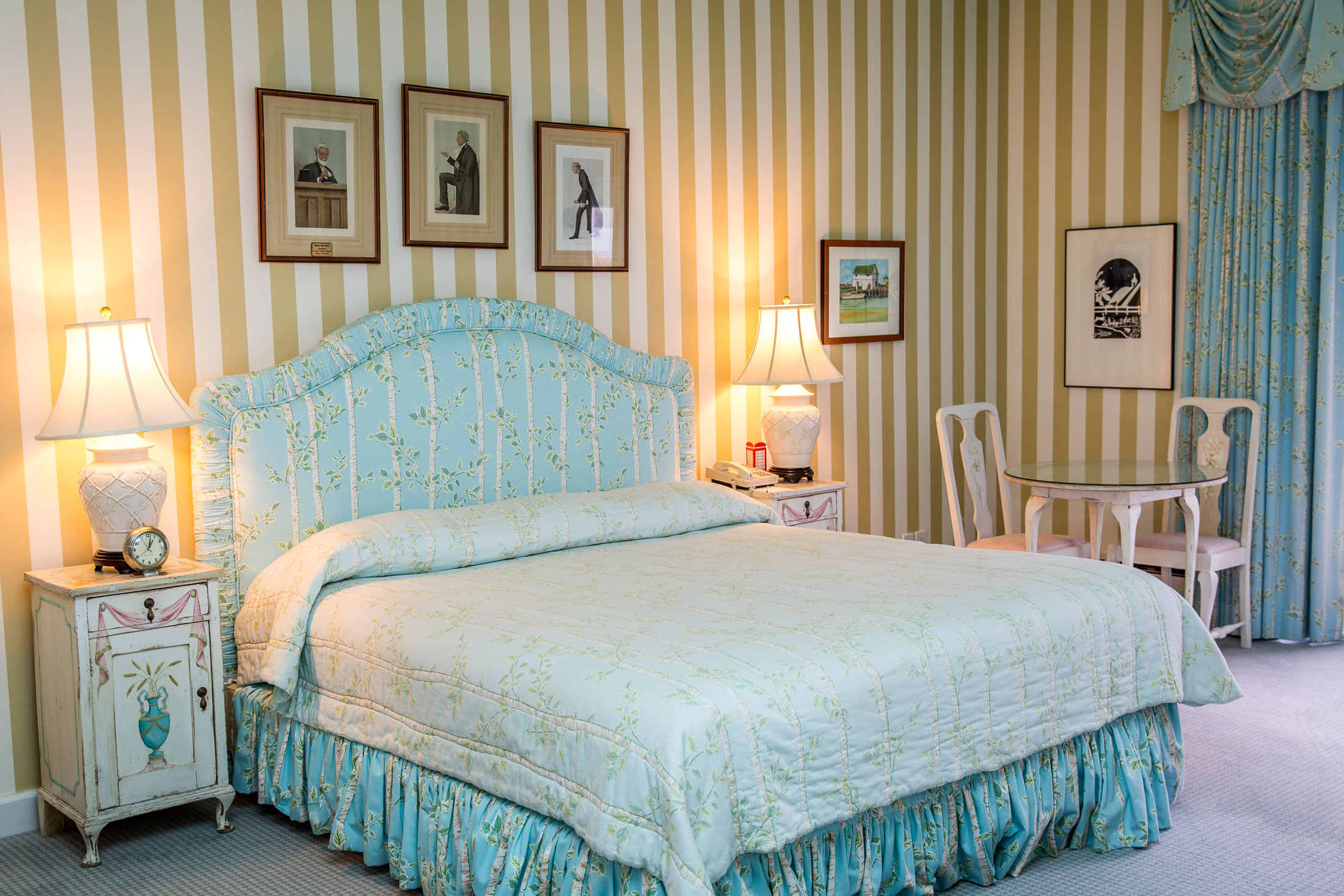 King Named Rooms Balcony - Mackinac Suite