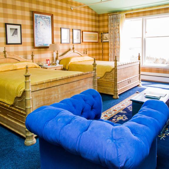 Double Named Rooms - Commodore Suite