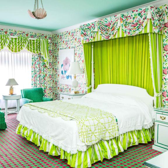 King or Queen Lakeview room