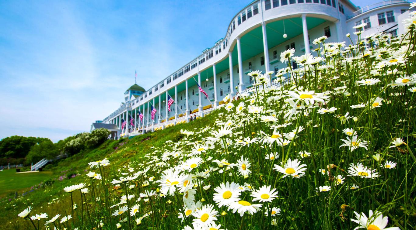 Grand Hotel view from front lawn