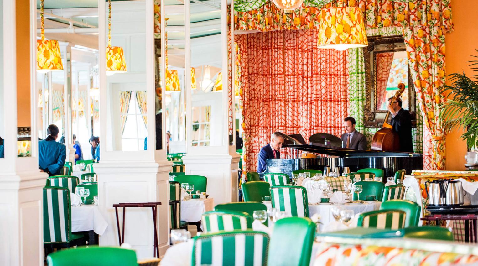 Main dining room with live music