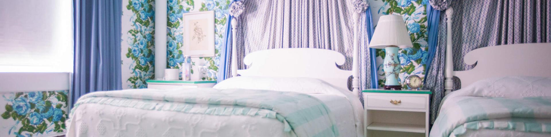 Category 2 room with two double beds