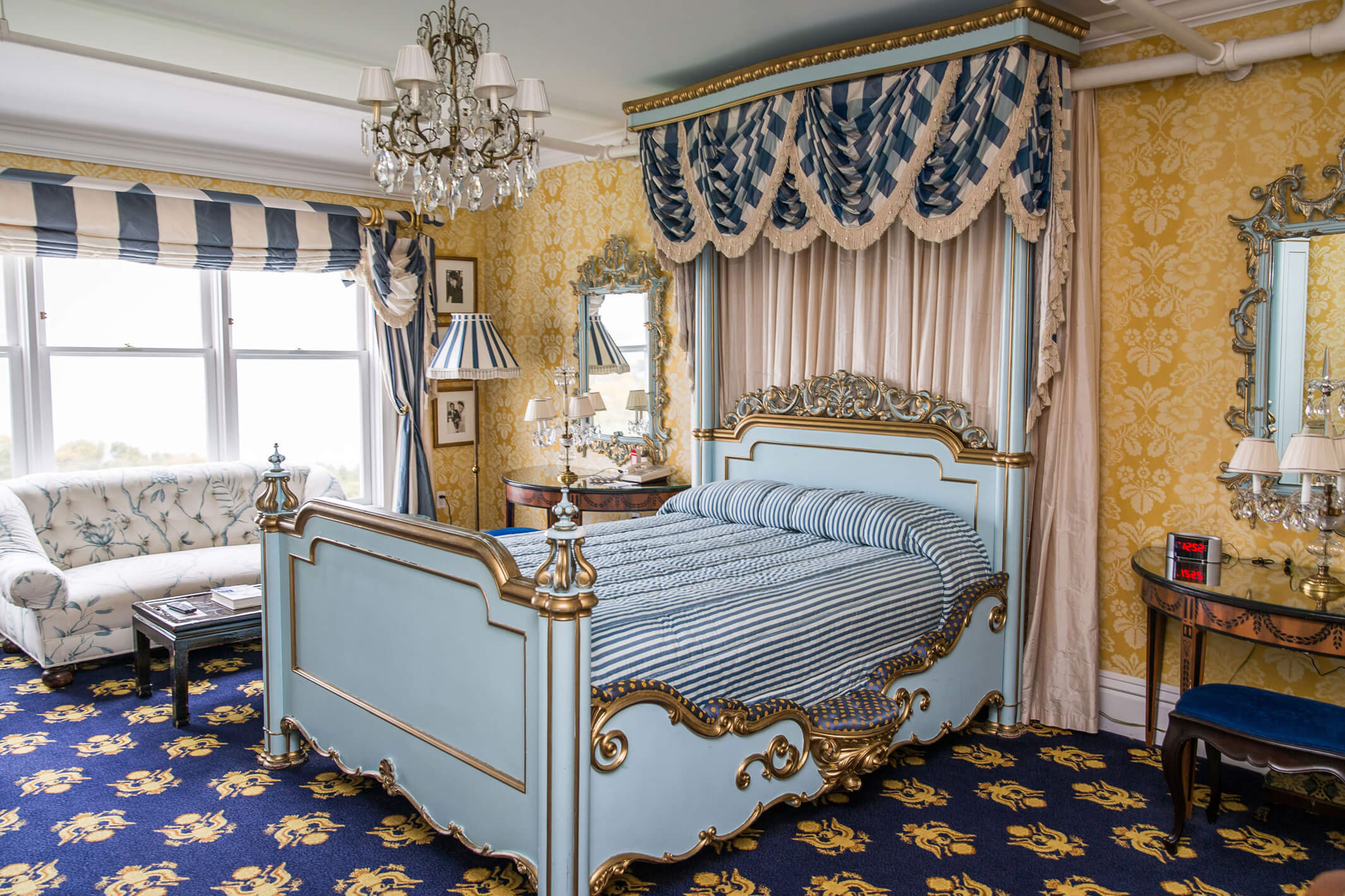 Jacqueline Kennedy Suite