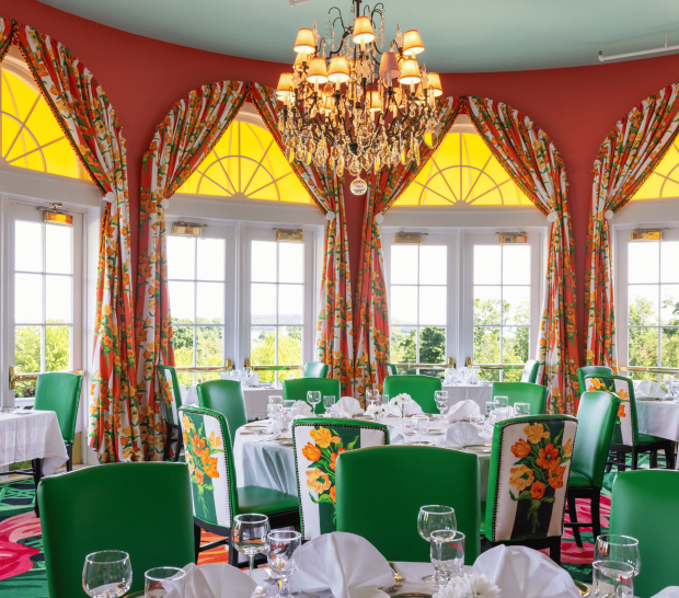 Pontiac Room with tables